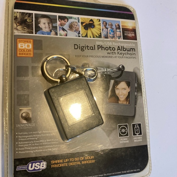 Digital Photo Album With keychain 8Mb/ USB Rechargeable - Picture 1 of 10